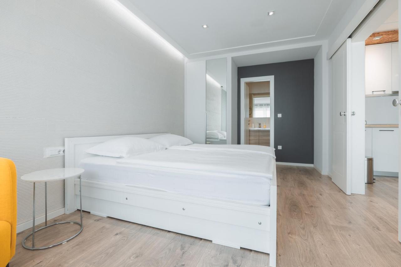 Apartmani Stipe Брела Екстериор снимка