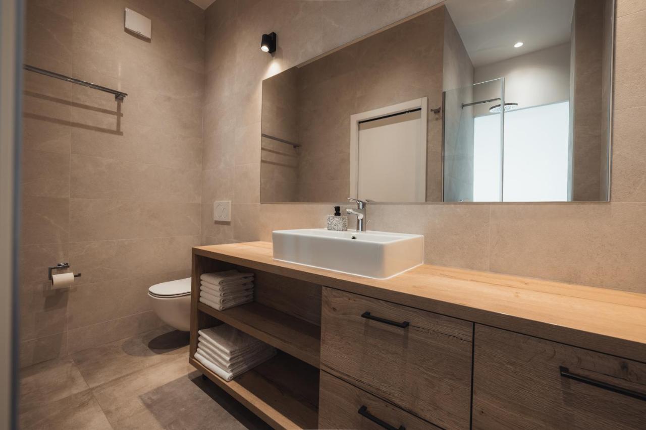 Apartmani Stipe Брела Екстериор снимка